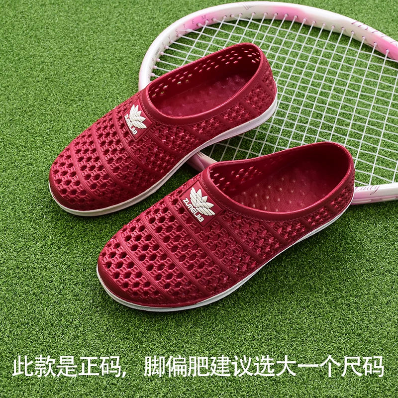 Perforerede slip-on træsko — Venzelo