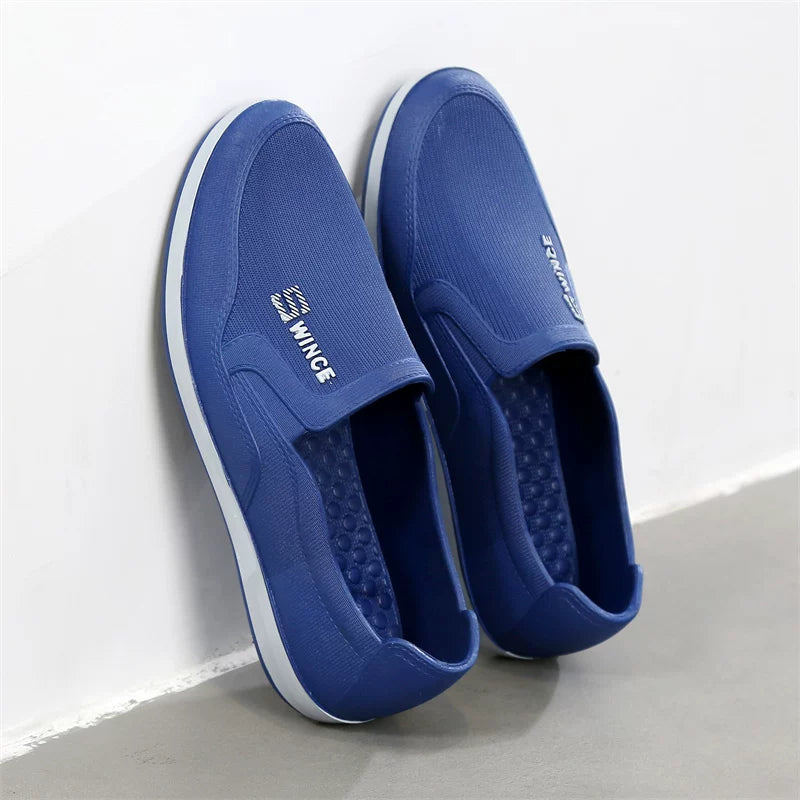 Blå Slip-On Sneaker med hælkrave set oppefra — Nordleva
