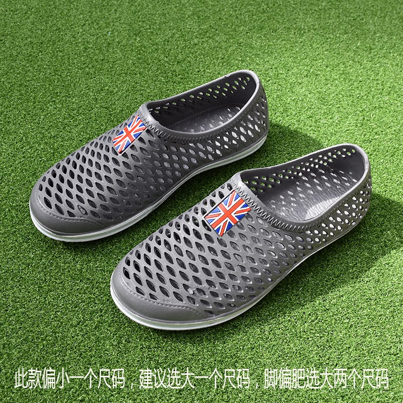 Perforerede slip-on træsko — Venzelo