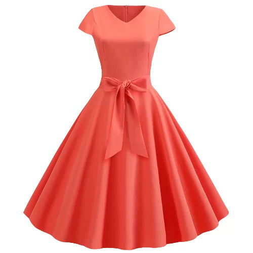 Koralorange vintage-kjole med feminin silhuet — Nordleva