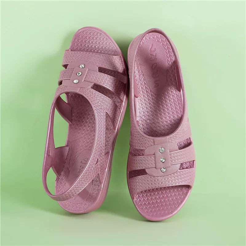Lyserød Sandal Med Elastiske Remme Set Ovenfra — Nordleva