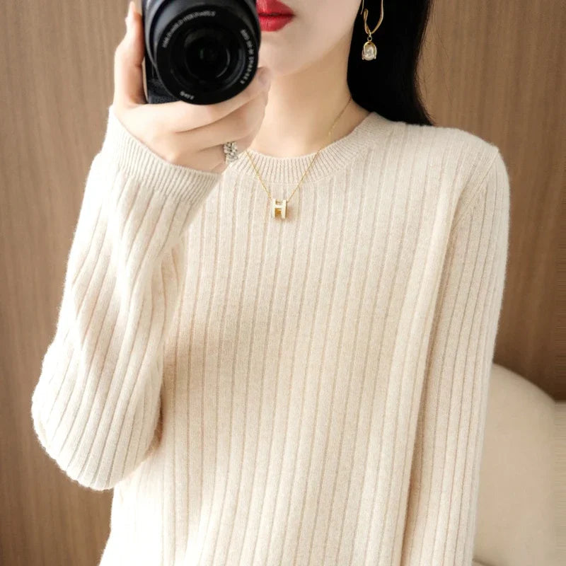 Ribstrikket Pullover