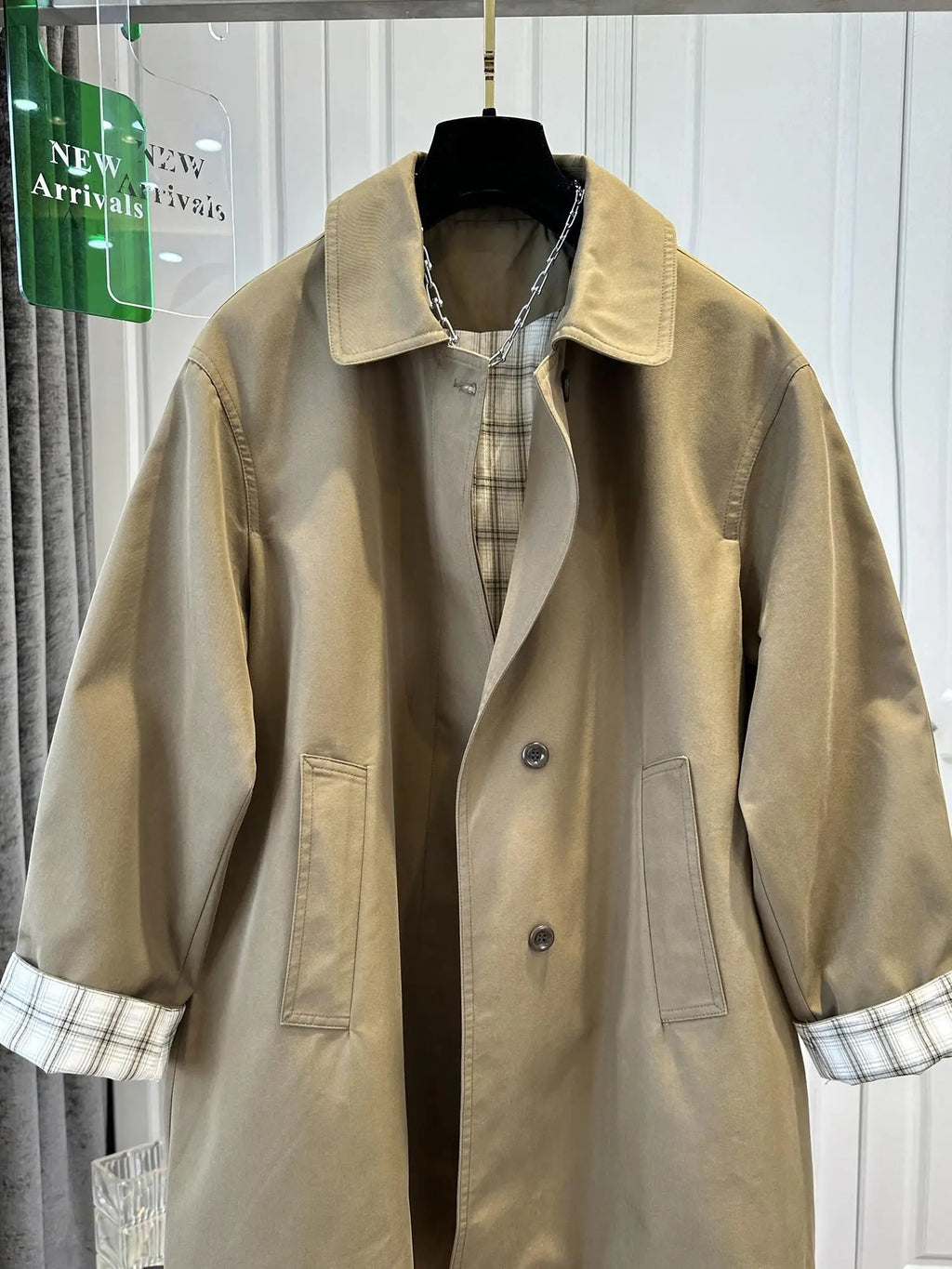 Khakifarvet Trenchcoat Med Ternede Manchetter