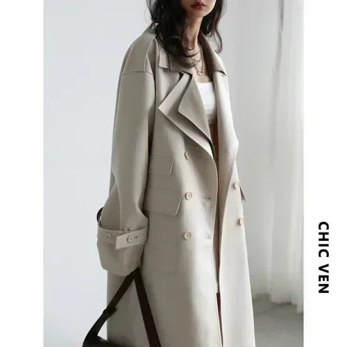 Lang Trenchcoat med Kontrastrevers