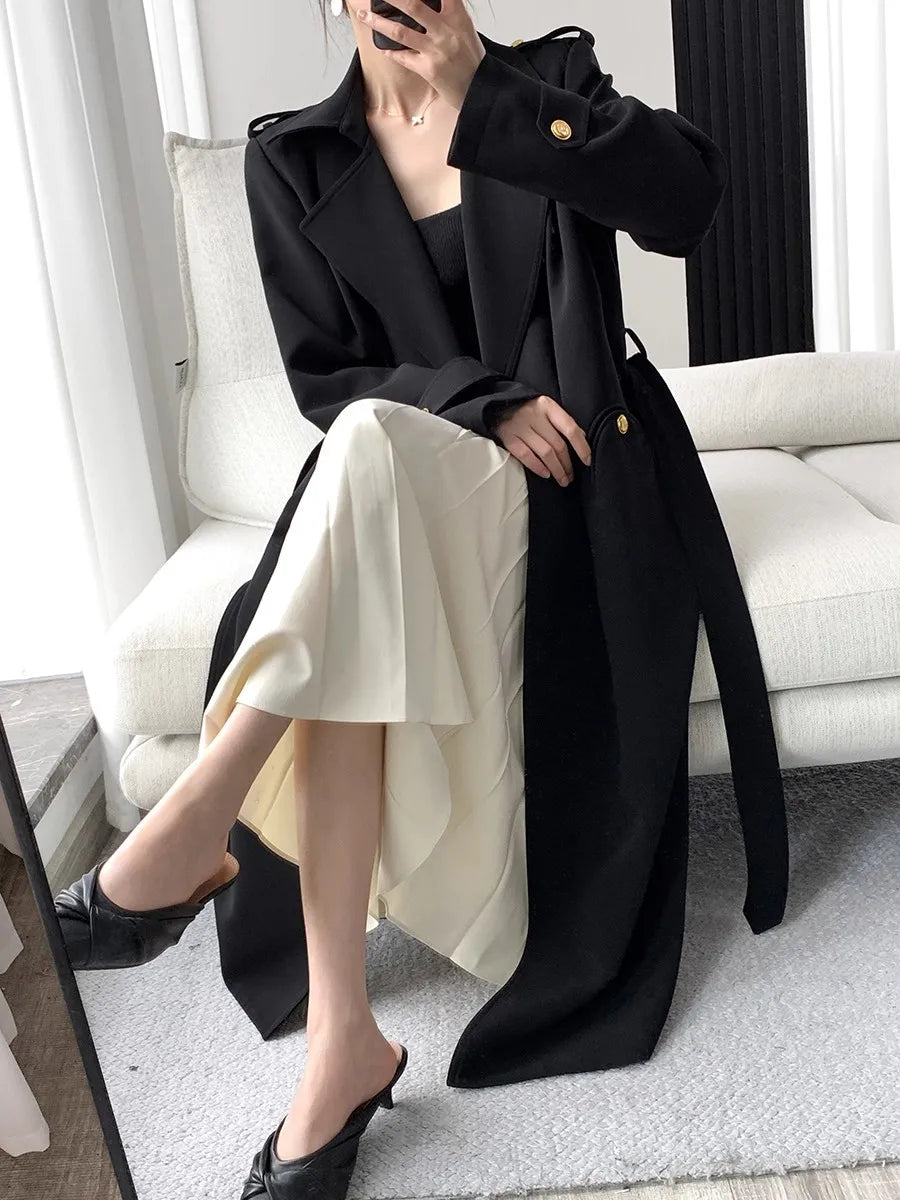 Trenchcoat med Guldfarvede Knapper