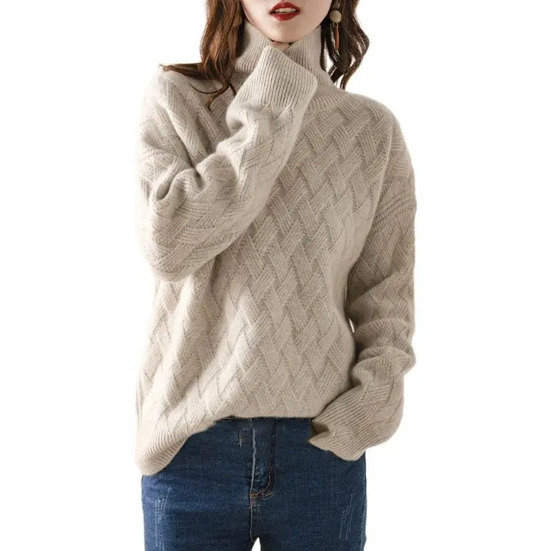 Creme Chevronstrikket Rullekravesweater