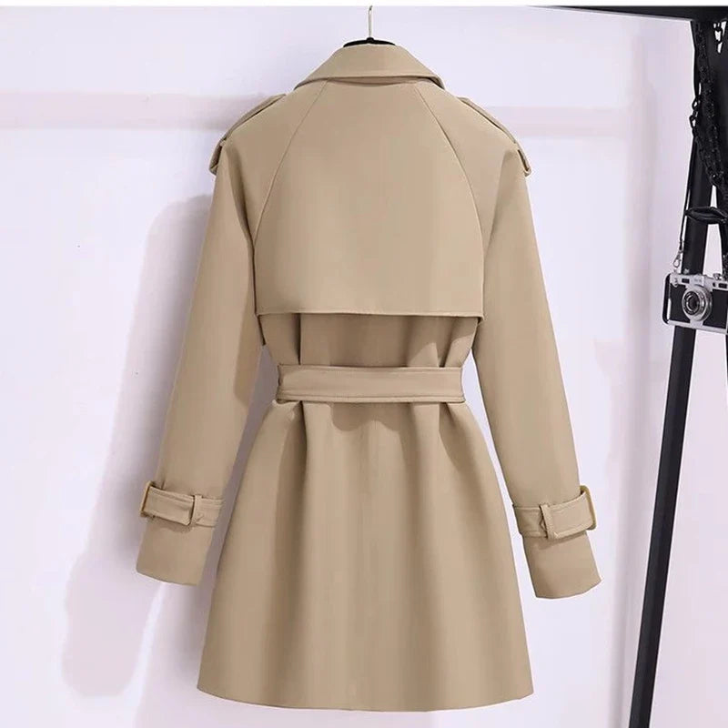 Sandfarvet Trenchcoat Med Stormklap