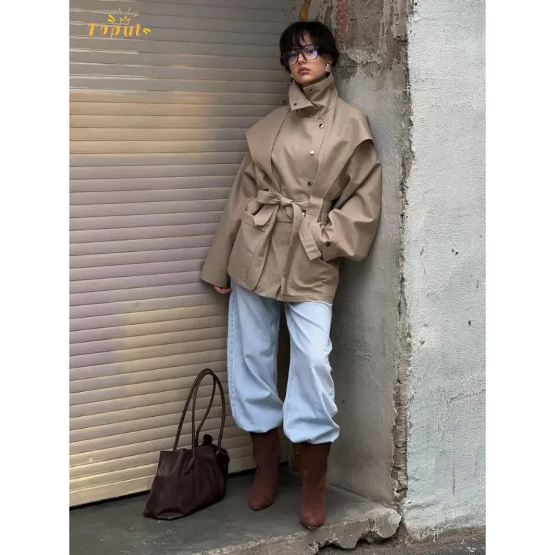 Trenchcoat Med Cape Og Bælte