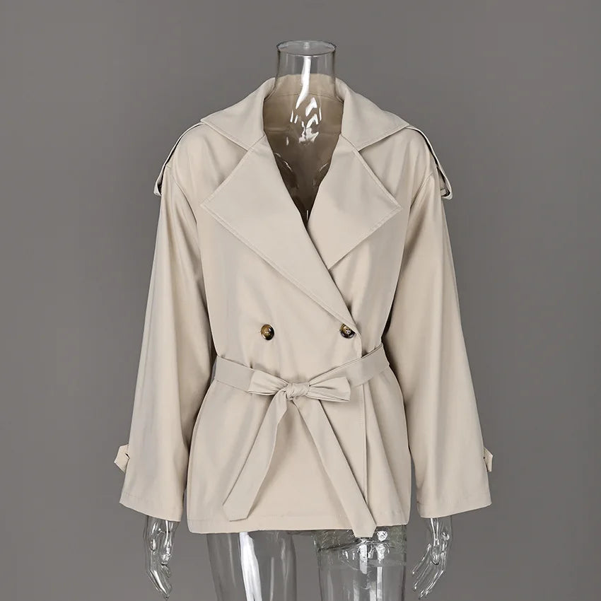 Kort Beige Trenchjakke Med Brede Revers